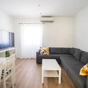  Apartamento Céntricos, Parking, Wifi Y A/c